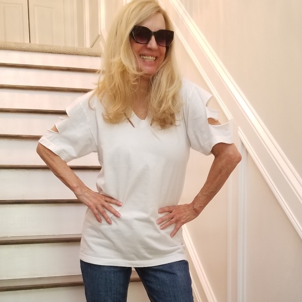 Jet John Eshaya White Ladder Short Sleeve T-Shirt, M/L, $30